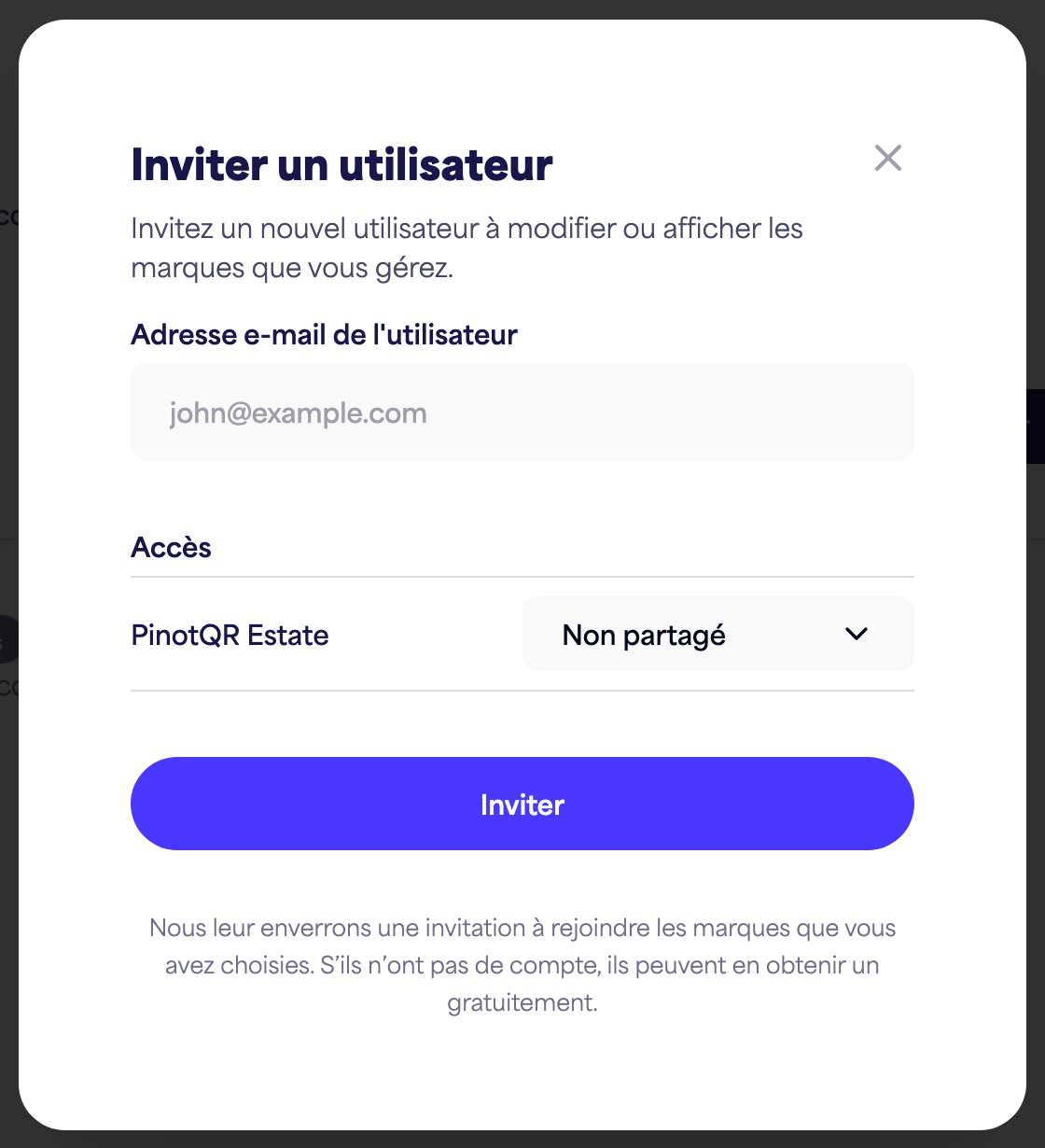 La boîte de dialogue "Inviter un utilisateur" avec le champ d'e-mail et les options d'accès par marque